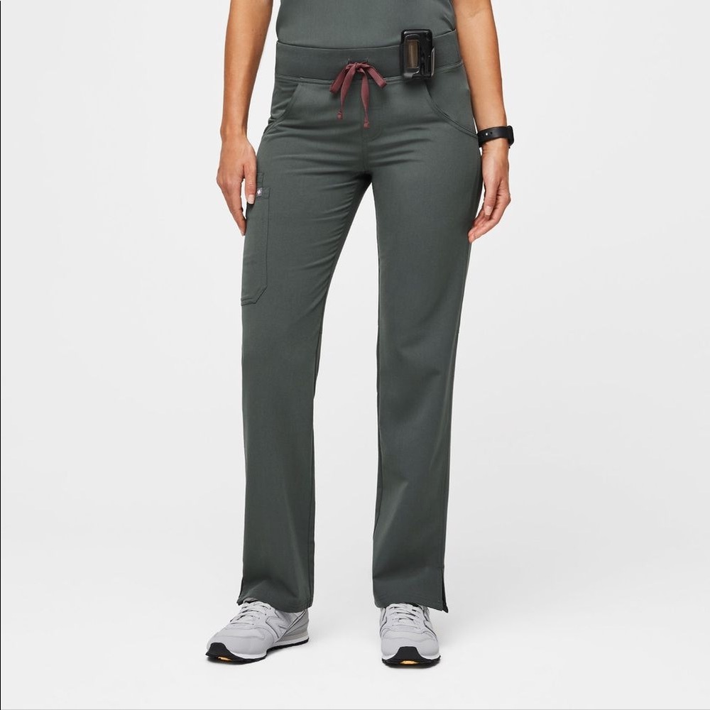 NWT Figs Scrub Kade Bottoms in Bonsai Size Small Petite